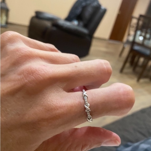 Diamond ring 0.08 carrots - Picture 5 of 8